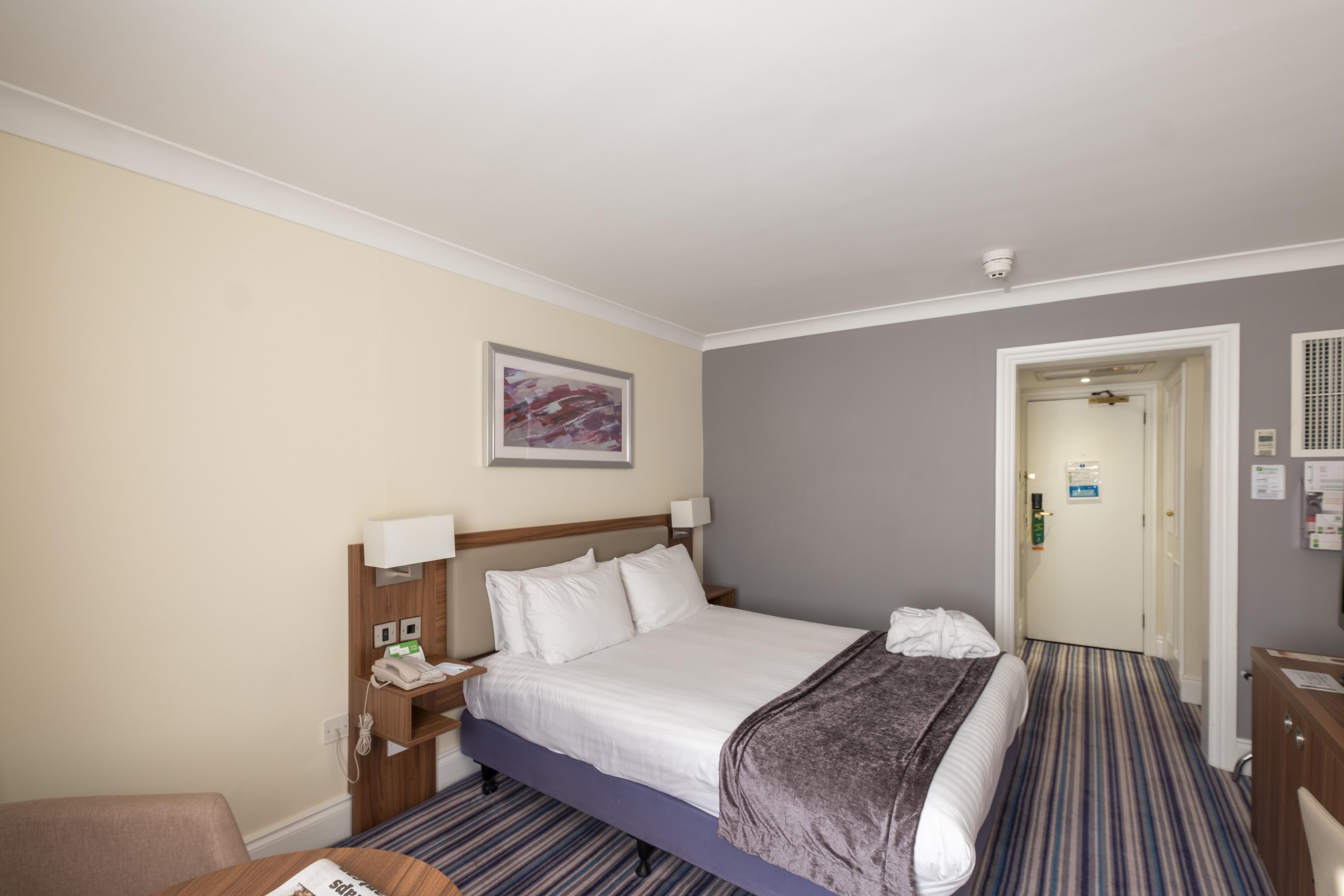 Holiday Inn Swindon By Ihg Екстер'єр фото