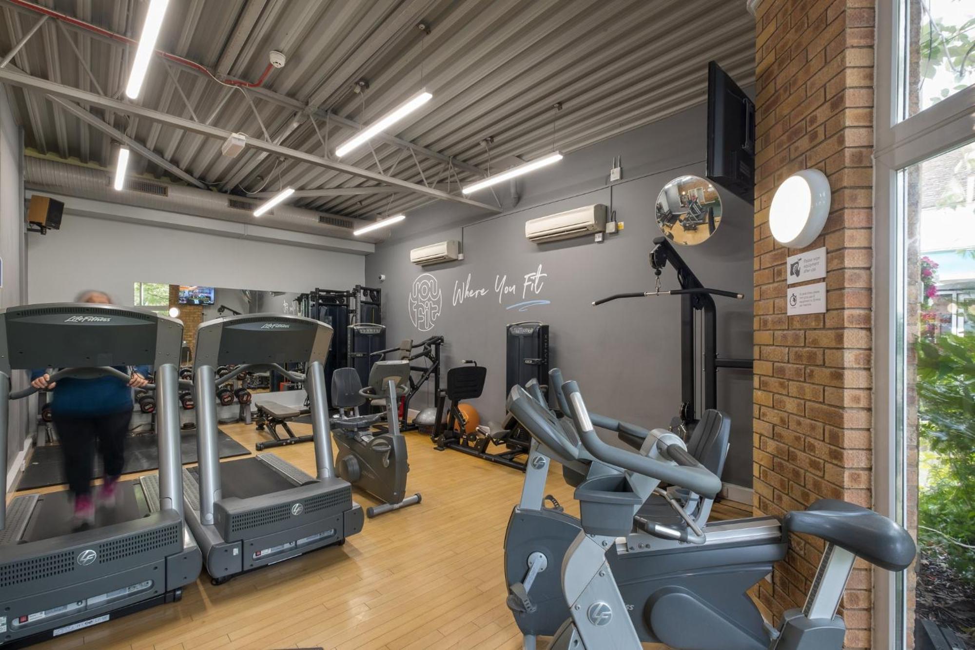 Holiday Inn Swindon By Ihg Екстер'єр фото