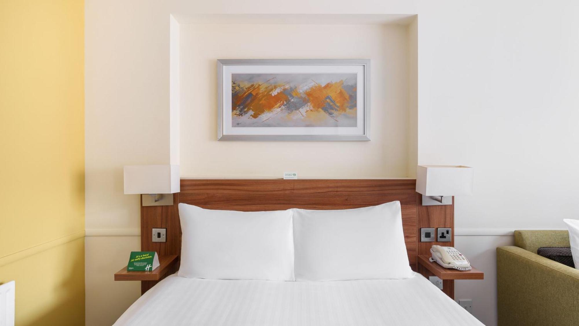 Holiday Inn Swindon By Ihg Екстер'єр фото