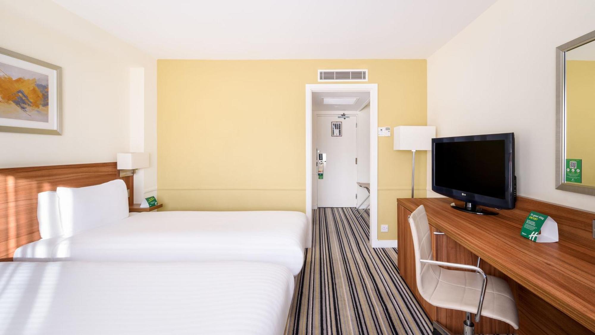 Holiday Inn Swindon By Ihg Екстер'єр фото