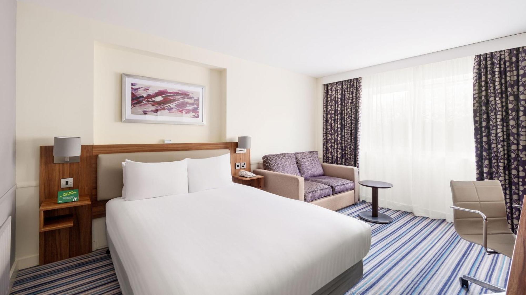 Holiday Inn Swindon By Ihg Екстер'єр фото
