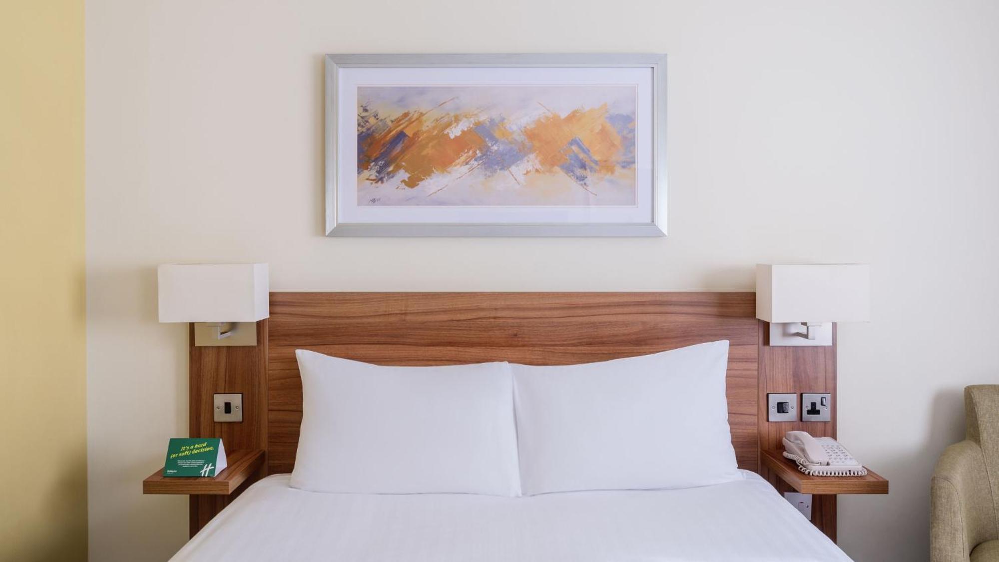 Holiday Inn Swindon By Ihg Екстер'єр фото