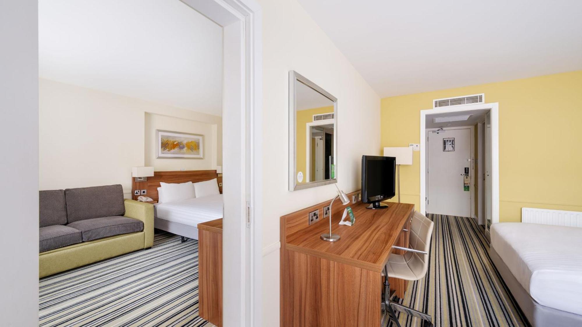 Holiday Inn Swindon By Ihg Екстер'єр фото