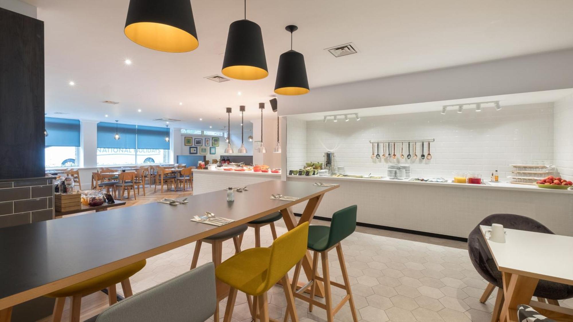 Holiday Inn Swindon By Ihg Екстер'єр фото